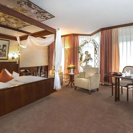 Hotel Parkhotel 4*